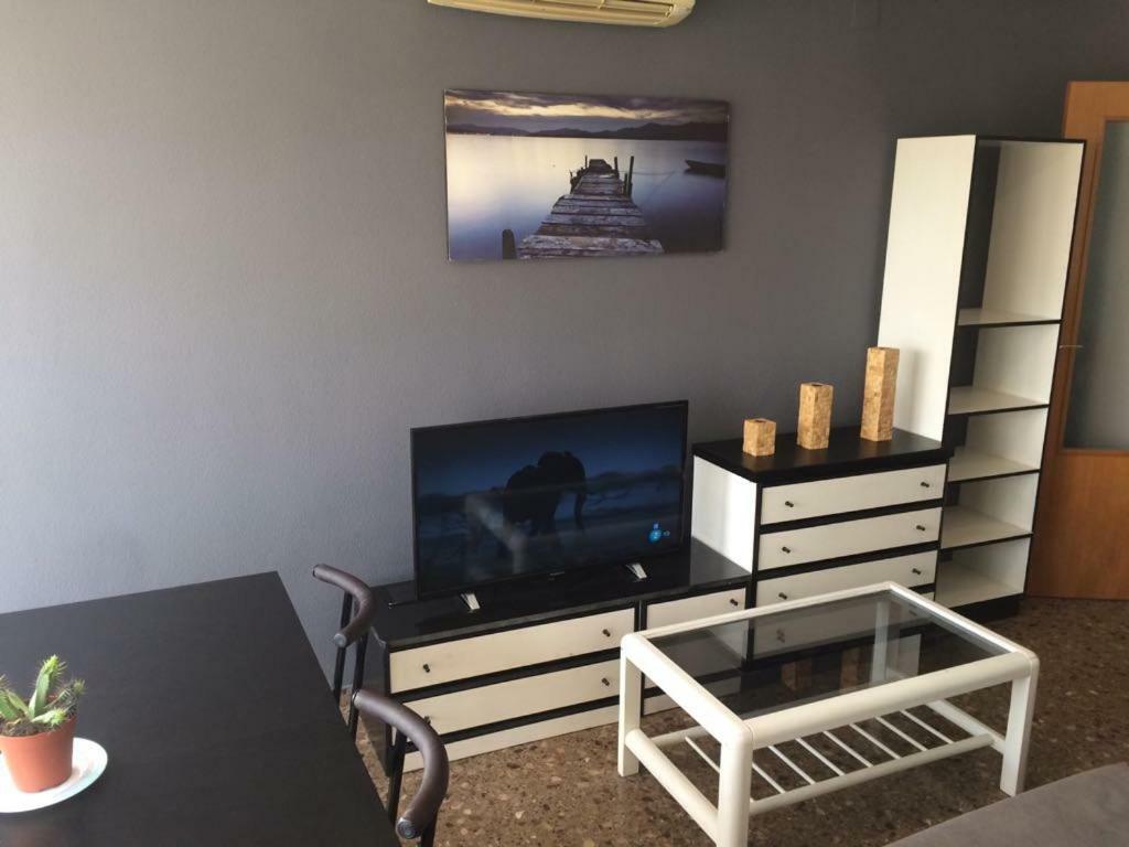 Amplio Y Comodo Apartamento Con Parking Apartment Valencia Exterior photo